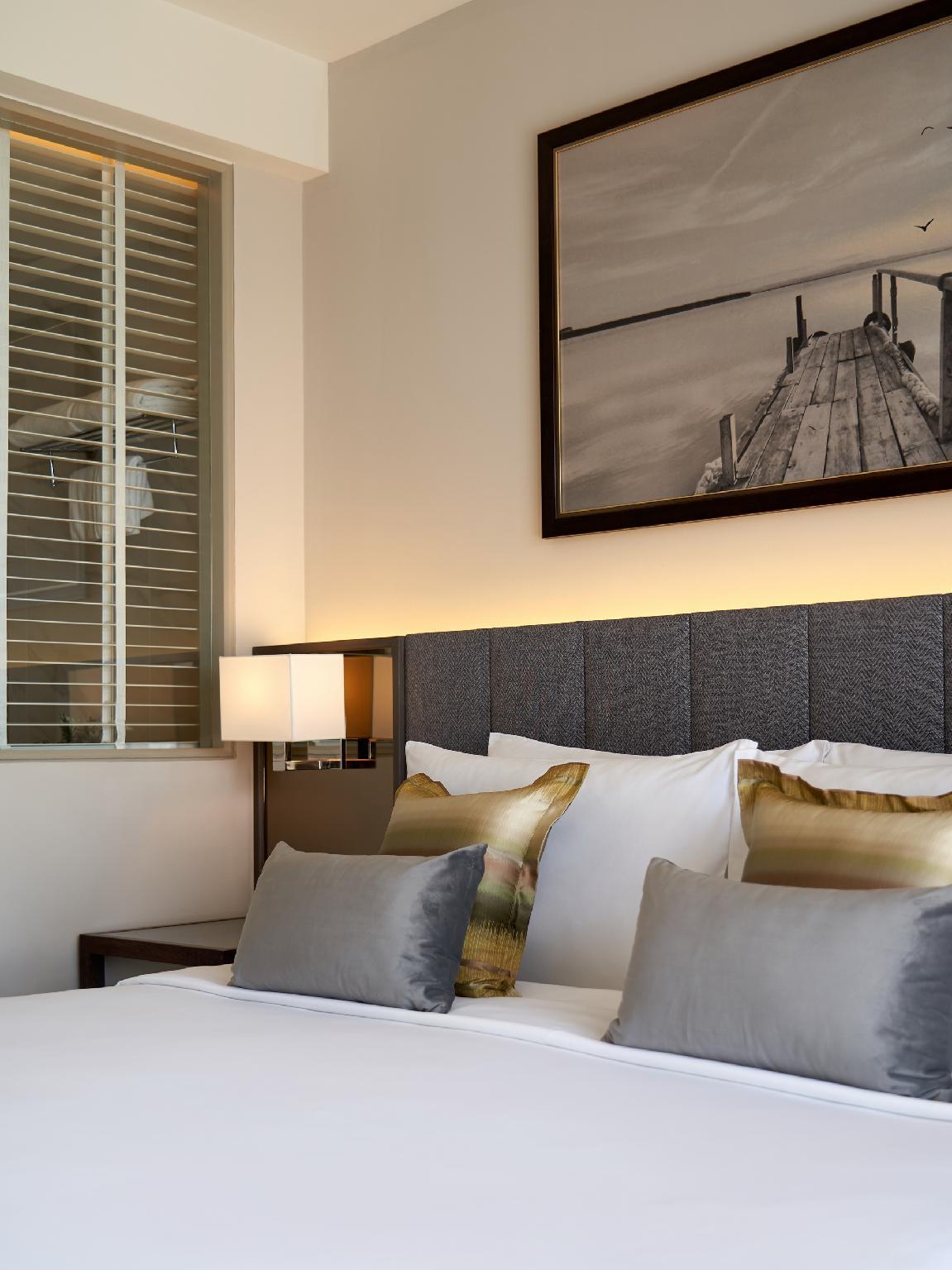 The Park Nine Hotel Suvarnabhumi Bangkok Kültér fotó A bedroom at the hotel
